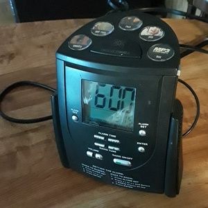 auto set digital tuning alarm clock model hg211B